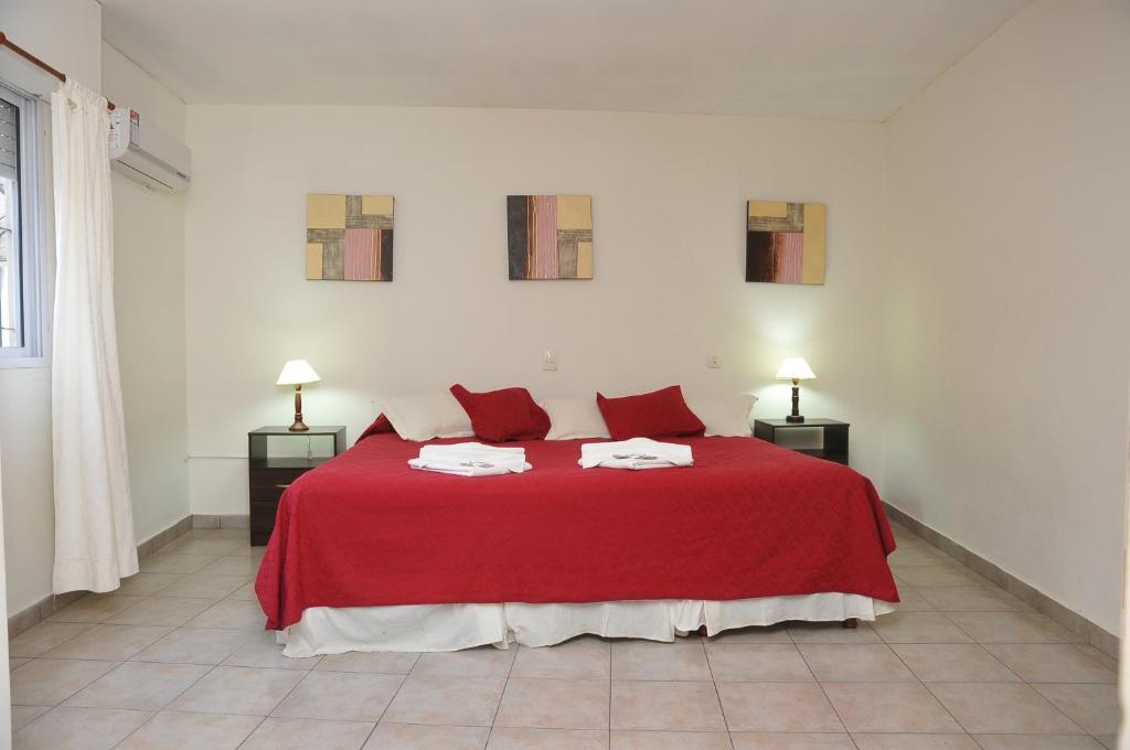 Atyla Soho Villa Carlos Paz Ruang foto