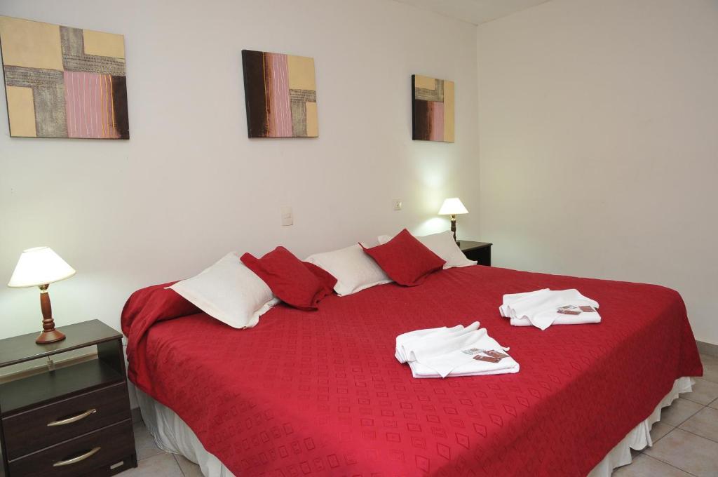 Atyla Soho Villa Carlos Paz Ruang foto